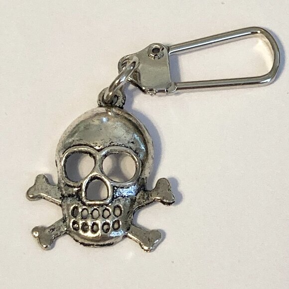 Skull Crossbones Zipper Pull Bag Purse Charm Silver Tone Grunge Punk Goth Pirate - Picture 2 of 5